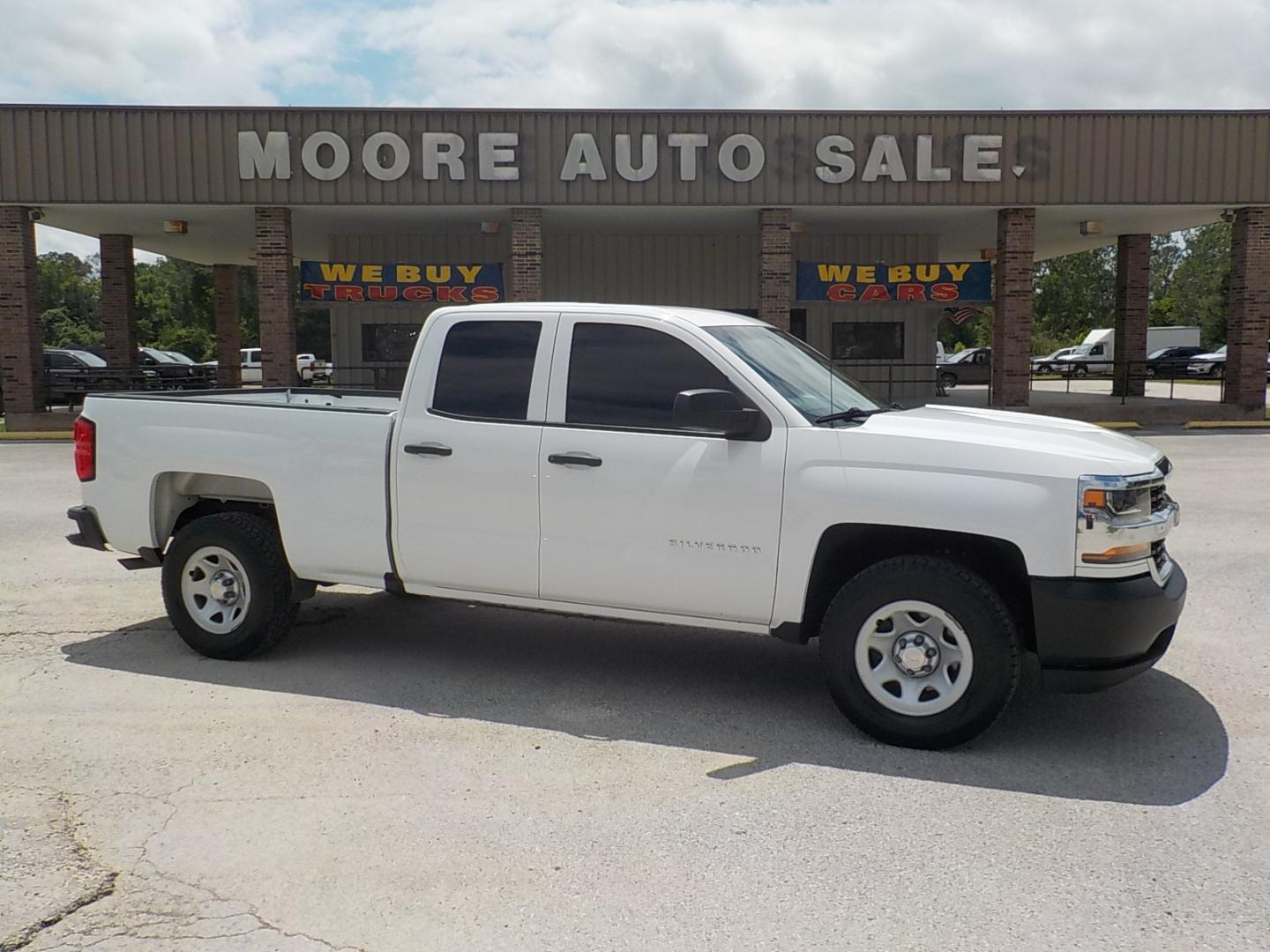 2019 White /Gray Chevrolet Silverado 1500 (2GCRCNEC5K1) with an 5.3L V8 engine, Auto transmission, located at 1617 W Church Street, Livingston, TX, 77351, (936) 327-3600, 30.710995, -94.951157 - Work truck Deluxe!! For under 20K!! - Photo#0